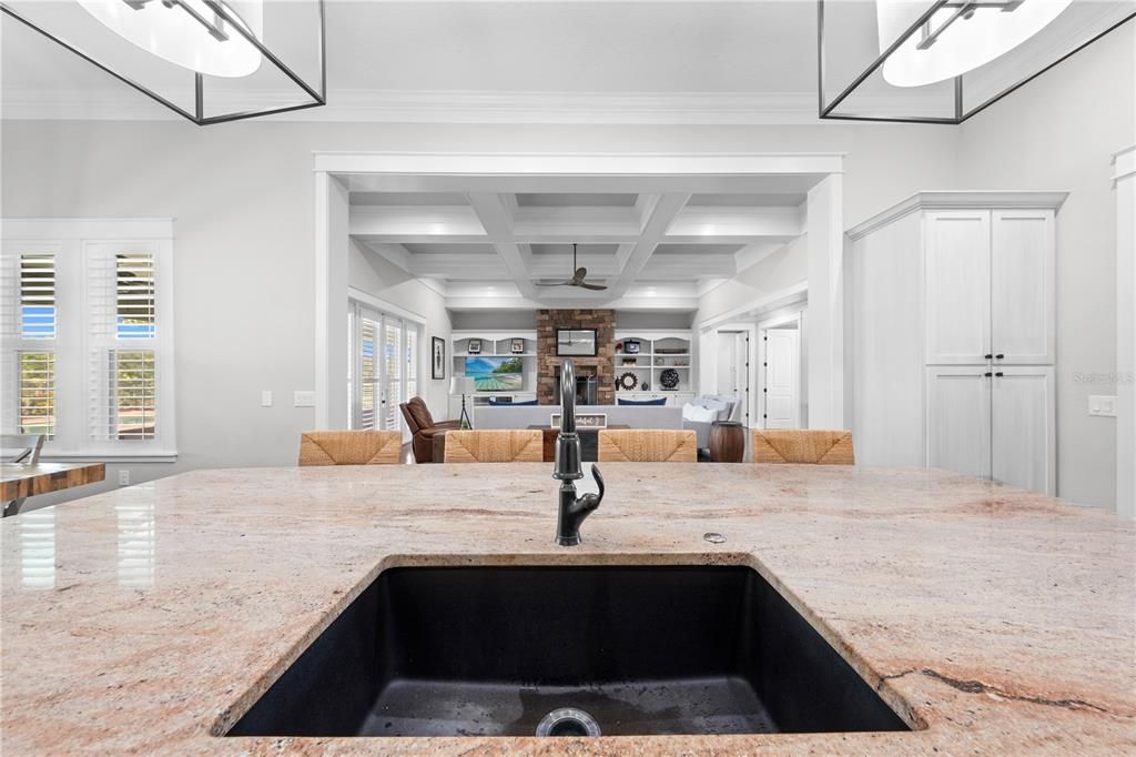 На продажу: $1,325,000 (4 спален, 3 ванн, 3285 Квадратных фут)