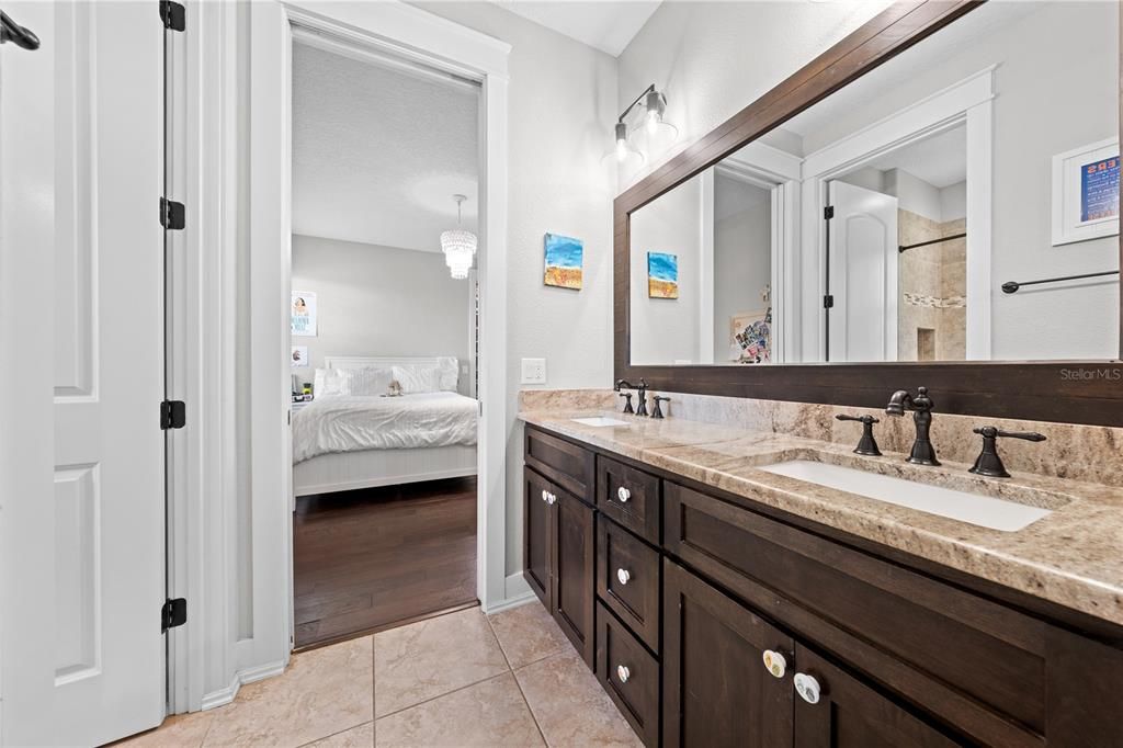 На продажу: $1,325,000 (4 спален, 3 ванн, 3285 Квадратных фут)