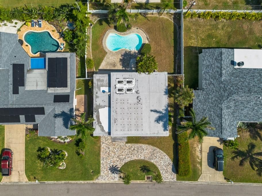 Active With Contract: $500,000 (4 beds, 3 baths, 1892 Square Feet)