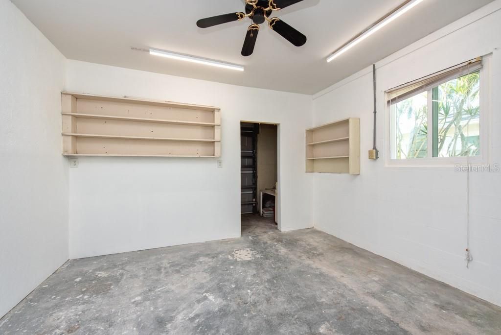 Active With Contract: $500,000 (4 beds, 3 baths, 1892 Square Feet)