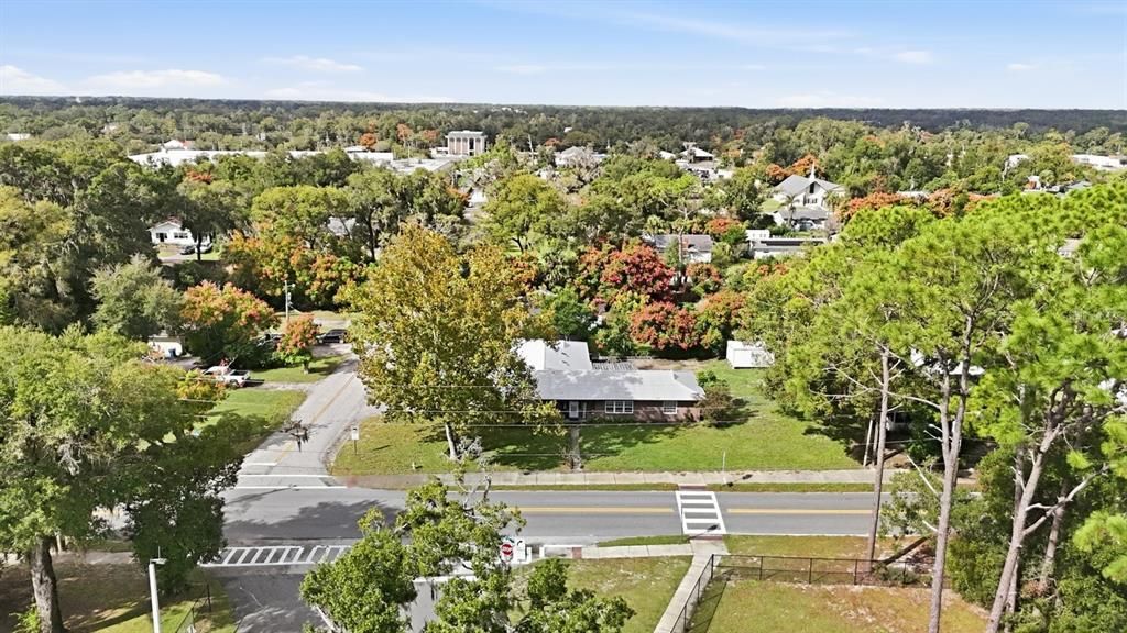 For Sale: $419,000 (5 beds, 2 baths, 2148 Square Feet)