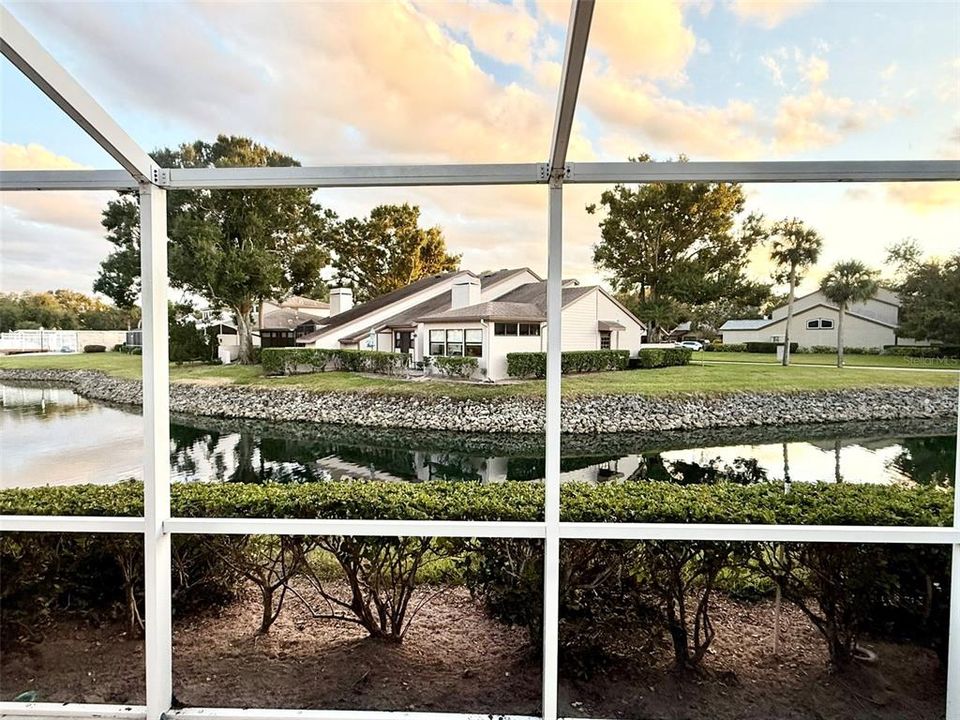 For Sale: $295,450 (2 beds, 2 baths, 1224 Square Feet)