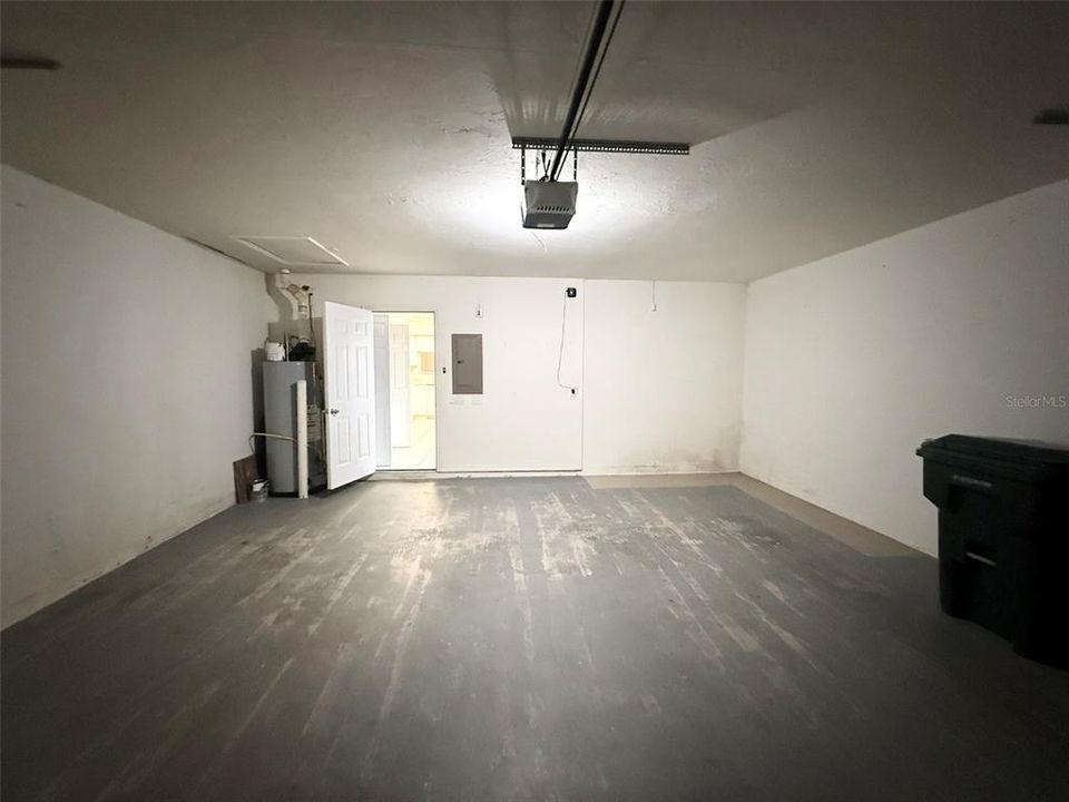 For Sale: $295,450 (2 beds, 2 baths, 1224 Square Feet)