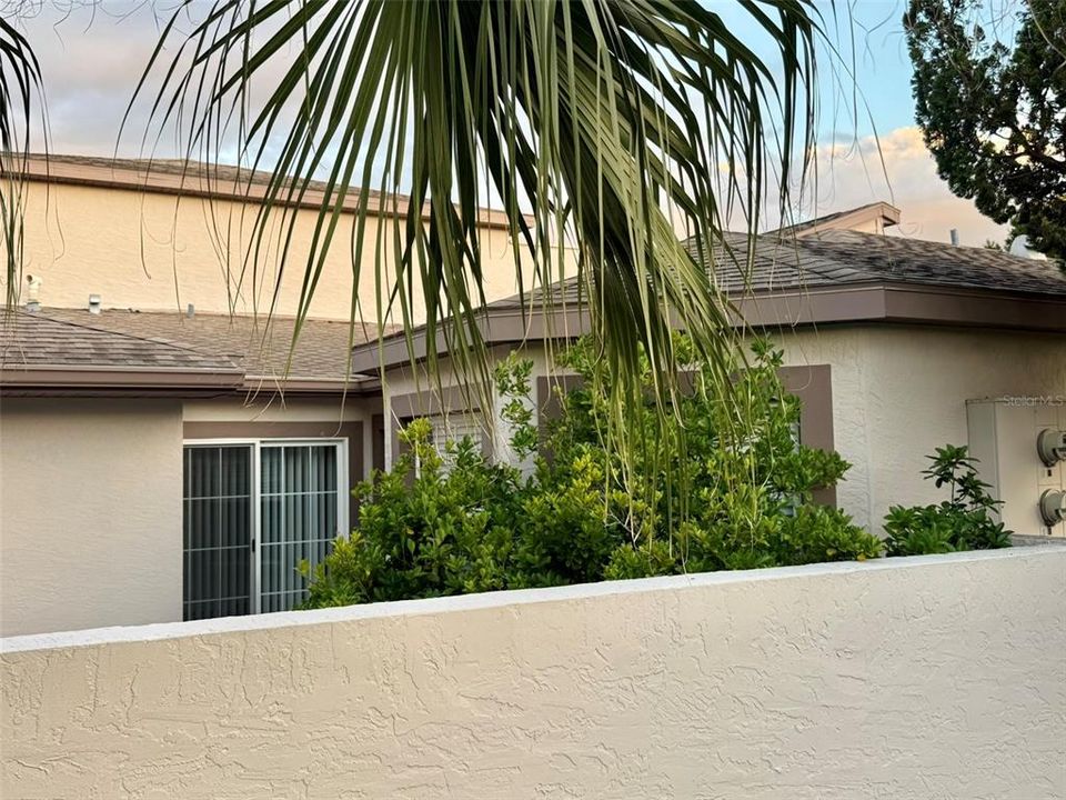 For Sale: $295,450 (2 beds, 2 baths, 1224 Square Feet)