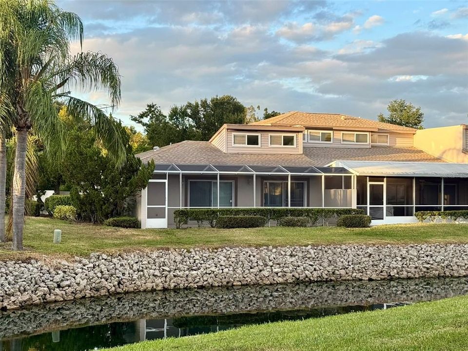 For Sale: $295,450 (2 beds, 2 baths, 1224 Square Feet)