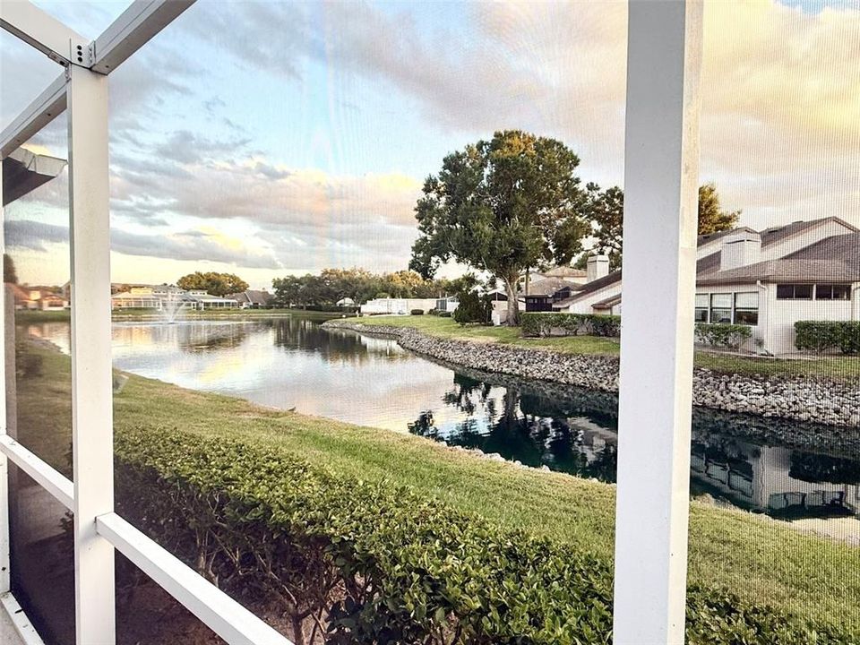 For Sale: $295,450 (2 beds, 2 baths, 1224 Square Feet)