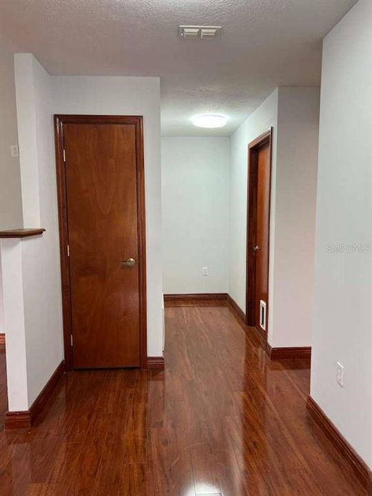 For Rent: $1,750 (3 beds, 2 baths, 1575 Square Feet)