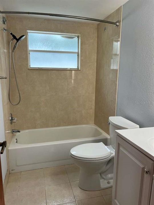 For Rent: $1,750 (3 beds, 2 baths, 1575 Square Feet)