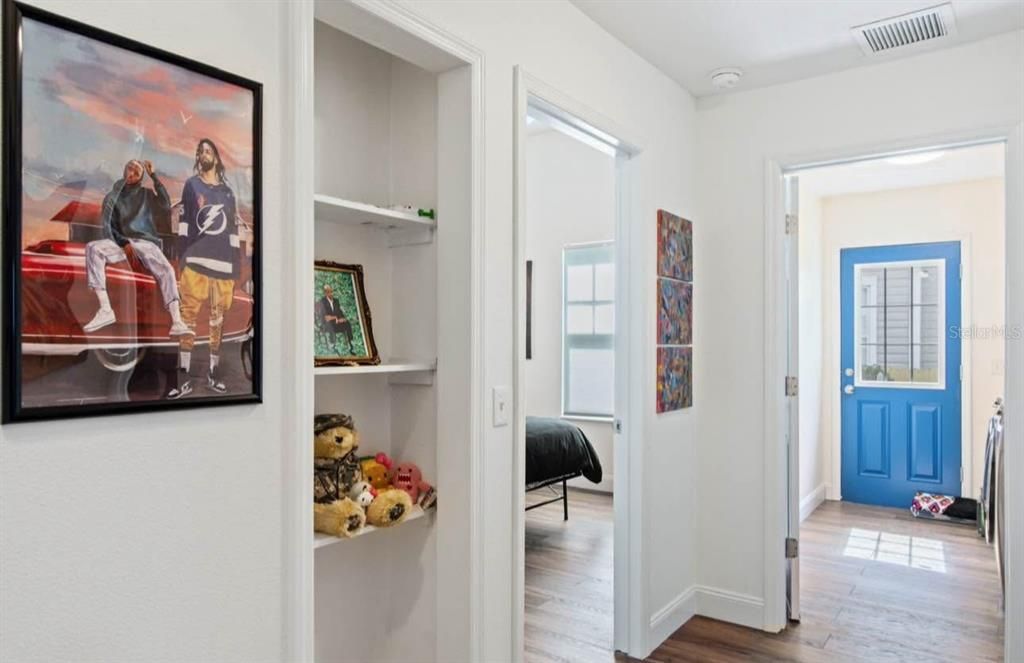 For Rent: $2,800 (3 beds, 2 baths, 1592 Square Feet)