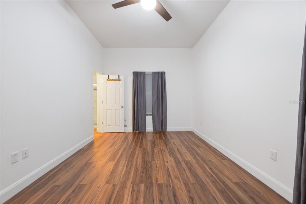 For Rent: $2,800 (3 beds, 2 baths, 1592 Square Feet)