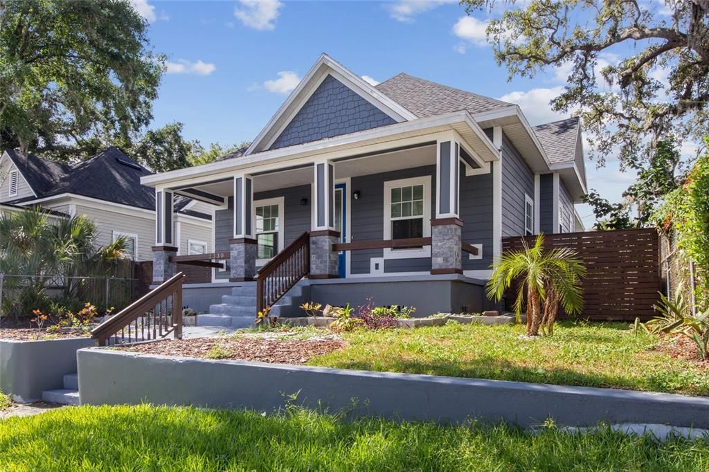 For Rent: $2,800 (3 beds, 2 baths, 1592 Square Feet)