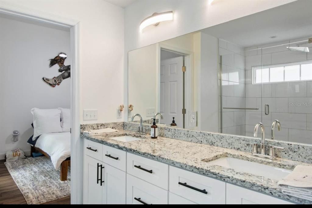 For Rent: $2,800 (3 beds, 2 baths, 1592 Square Feet)