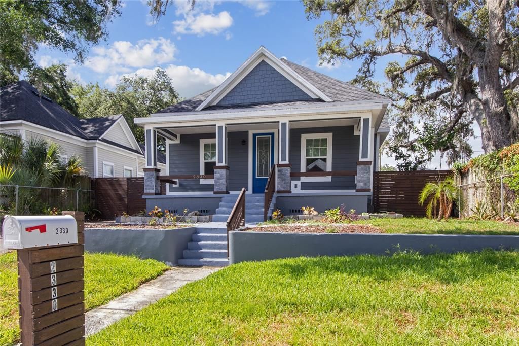 For Rent: $2,800 (3 beds, 2 baths, 1592 Square Feet)