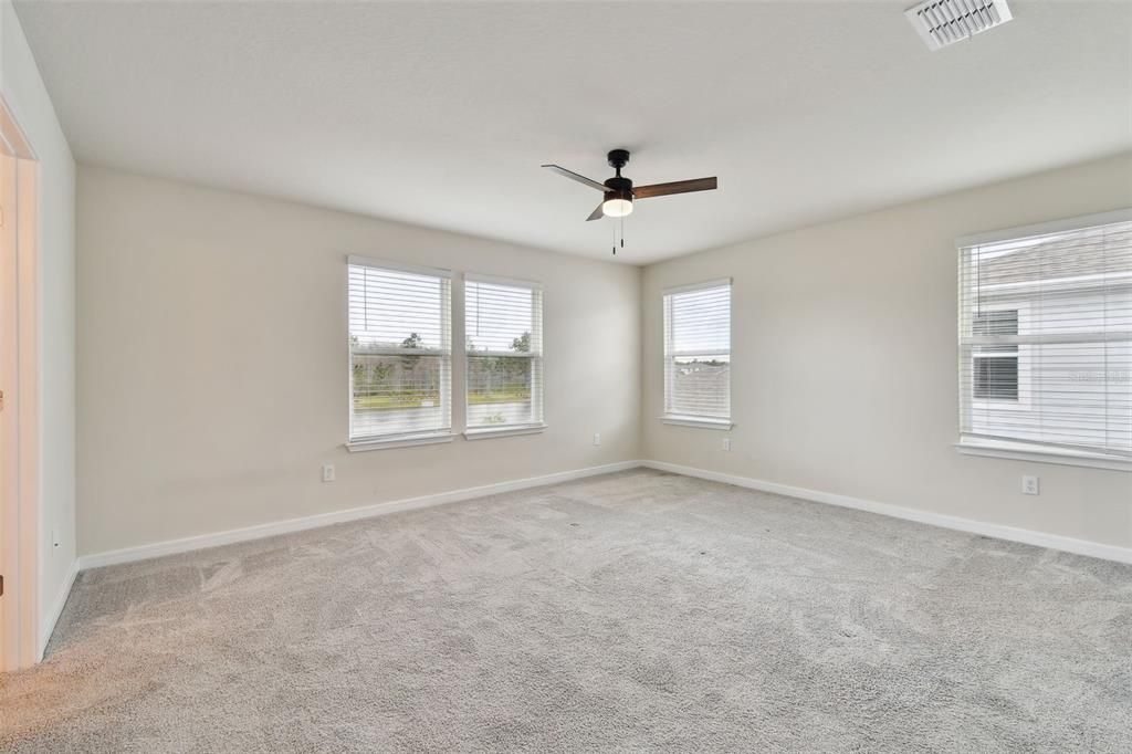 For Sale: $590,000 (4 beds, 2 baths, 2429 Square Feet)