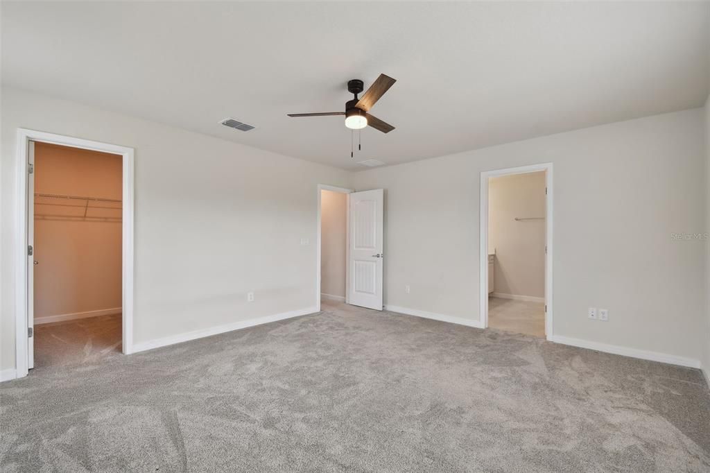 For Sale: $590,000 (4 beds, 2 baths, 2429 Square Feet)