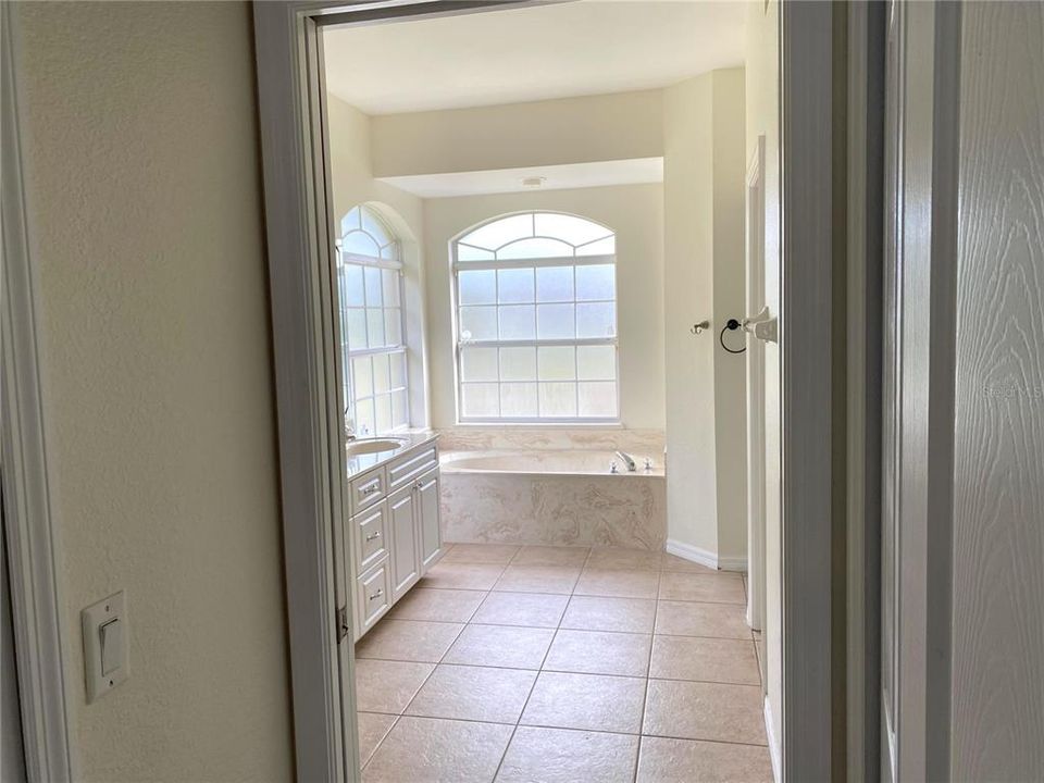 待售: $849,900 (3 贝兹, 2 浴室, 2132 平方英尺)