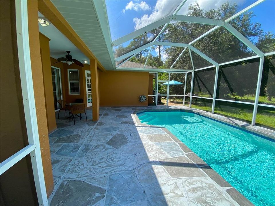 待售: $849,900 (3 贝兹, 2 浴室, 2132 平方英尺)