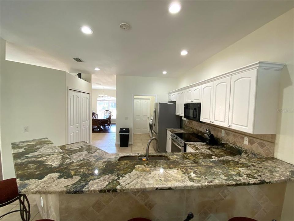 待售: $849,900 (3 贝兹, 2 浴室, 2132 平方英尺)