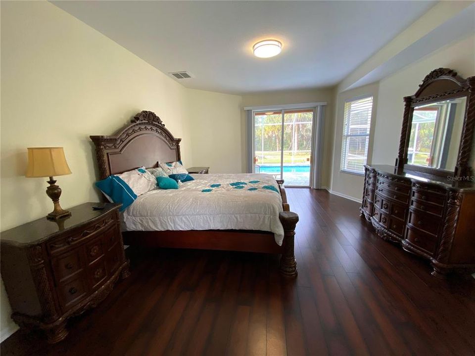 待售: $849,900 (3 贝兹, 2 浴室, 2132 平方英尺)