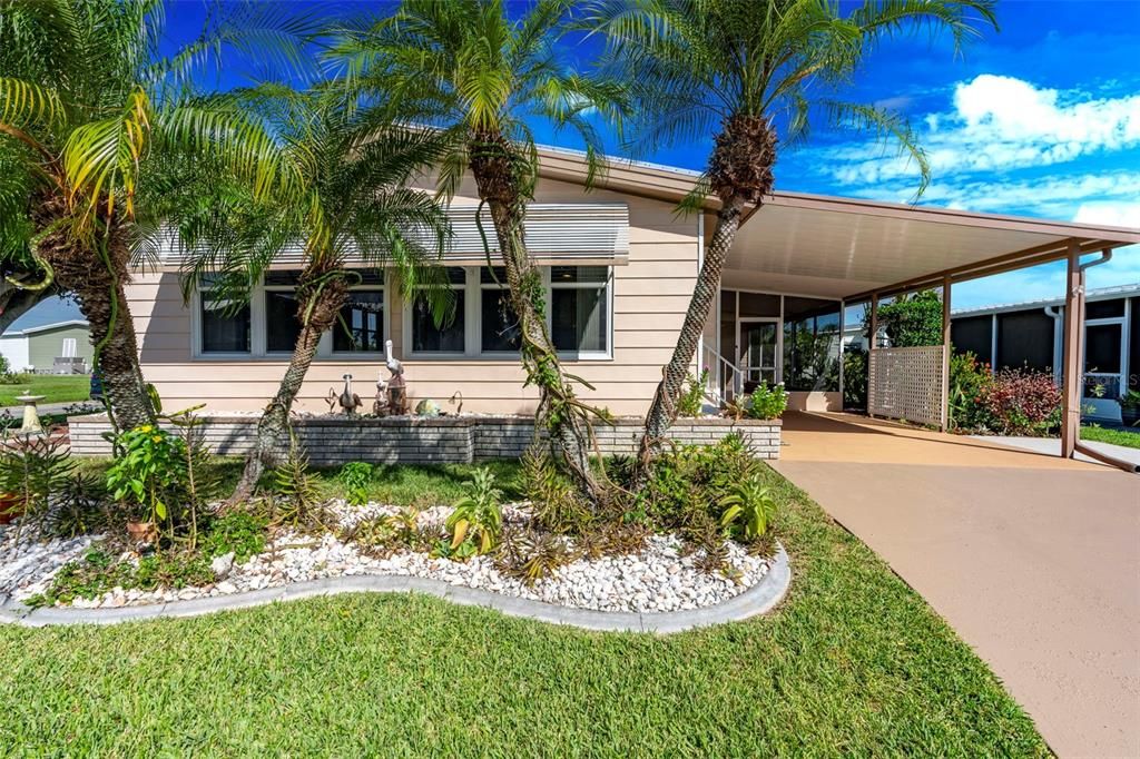 For Sale: $139,900 (2 beds, 2 baths, 1446 Square Feet)