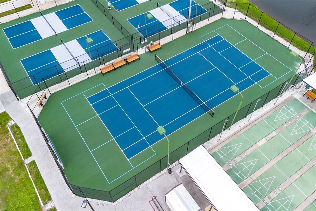 For Sale: $139,900 (2 beds, 2 baths, 1446 Square Feet)