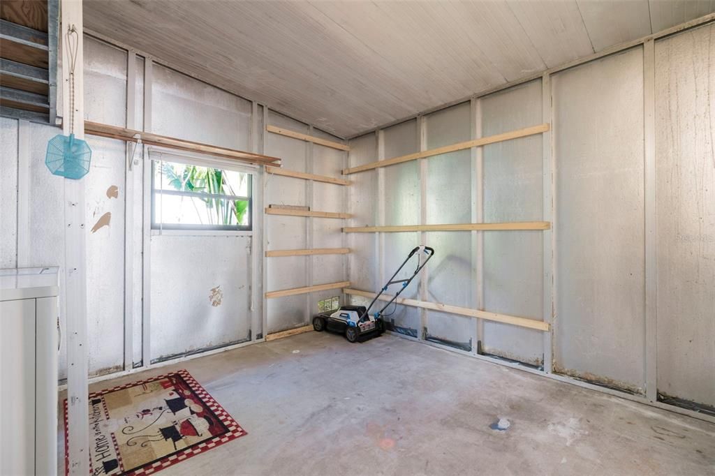 For Sale: $139,900 (2 beds, 2 baths, 1446 Square Feet)