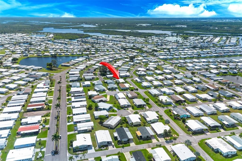 For Sale: $139,900 (2 beds, 2 baths, 1446 Square Feet)