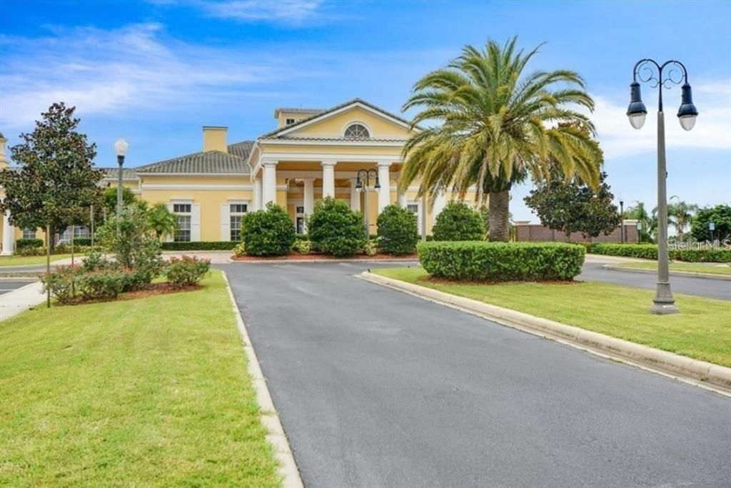 For Sale: $495,990 (3 beds, 3 baths, 2592 Square Feet)