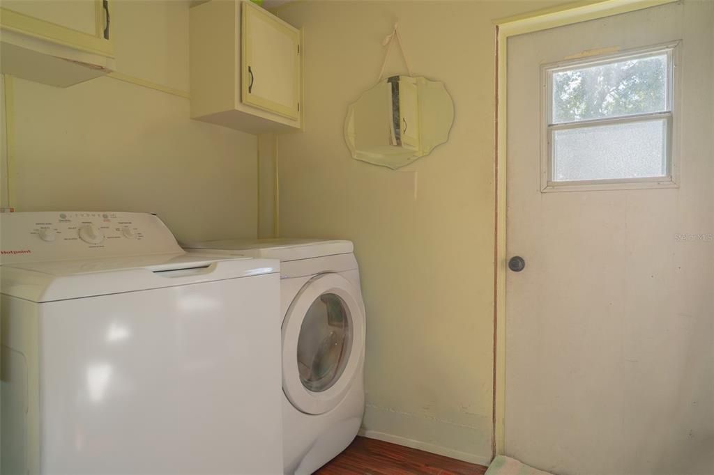 For Sale: $279,990 (4 beds, 2 baths, 2052 Square Feet)