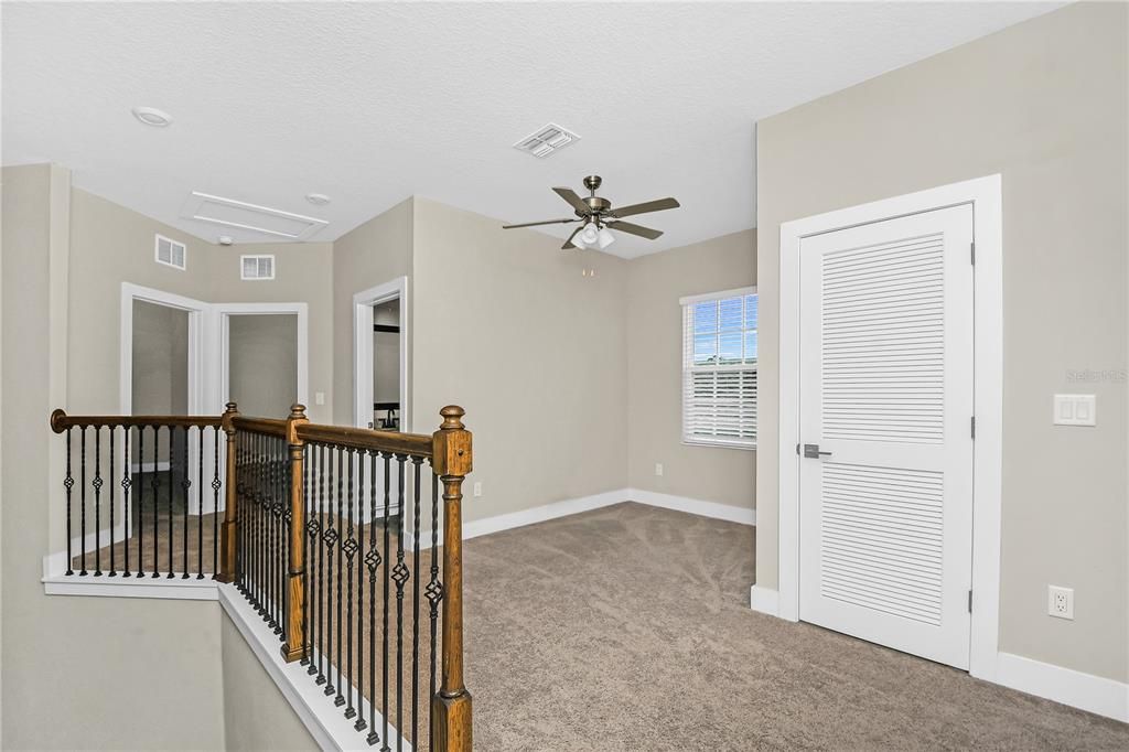 For Rent: $3,000 (4 beds, 2 baths, 2089 Square Feet)