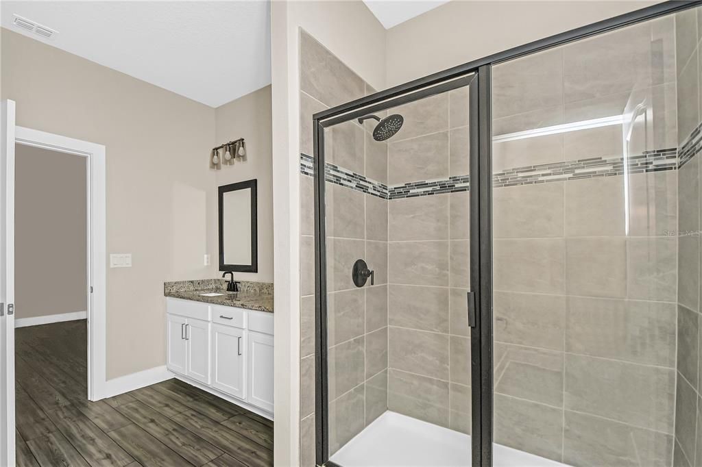 For Rent: $3,000 (4 beds, 2 baths, 2089 Square Feet)