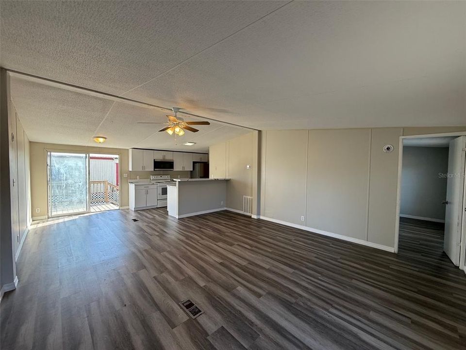 En Renta: $1,395 (3 camas, 2 baños, 960 Pies cuadrados)