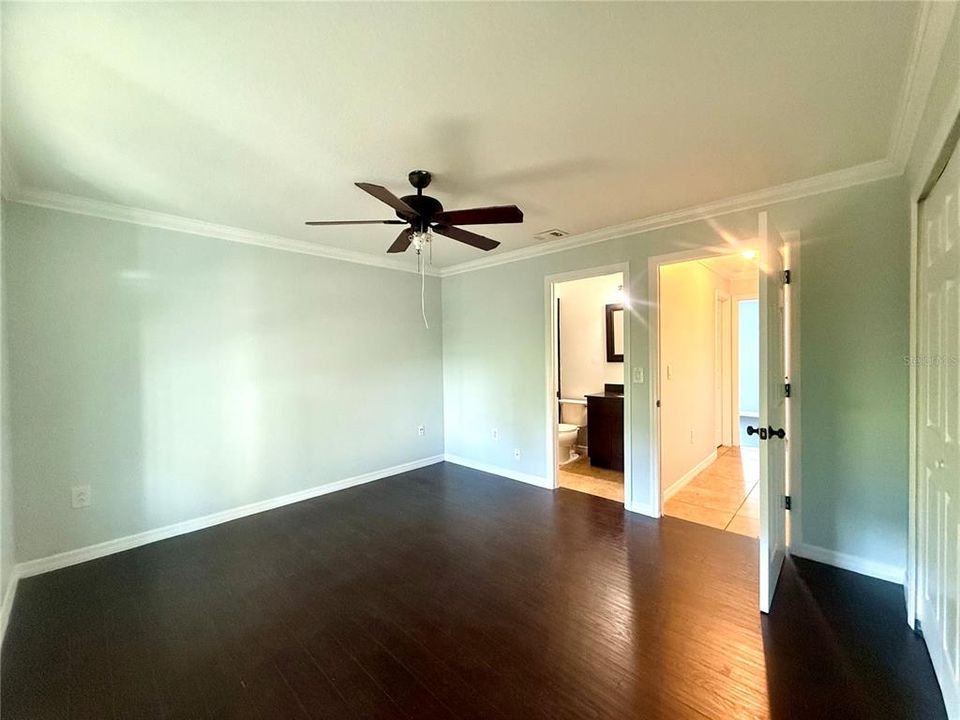 For Rent: $1,650 (2 beds, 2 baths, 934 Square Feet)