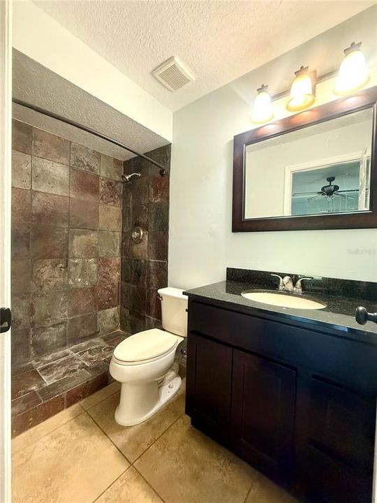 For Rent: $1,650 (2 beds, 2 baths, 934 Square Feet)