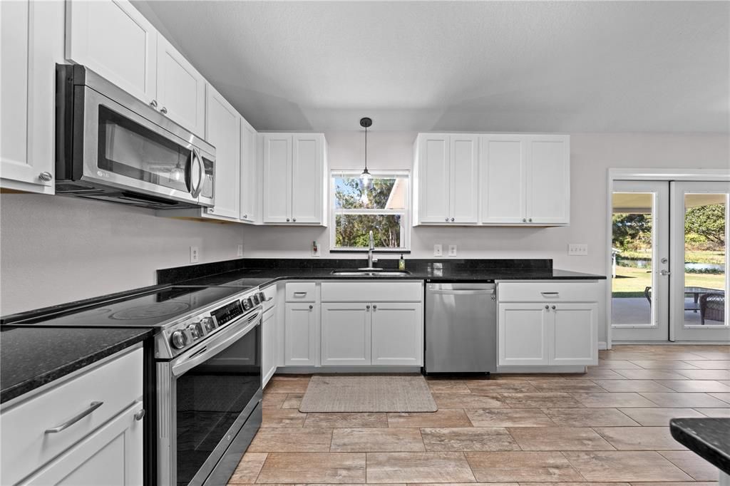 待售: $525,000 (3 贝兹, 2 浴室, 1350 平方英尺)