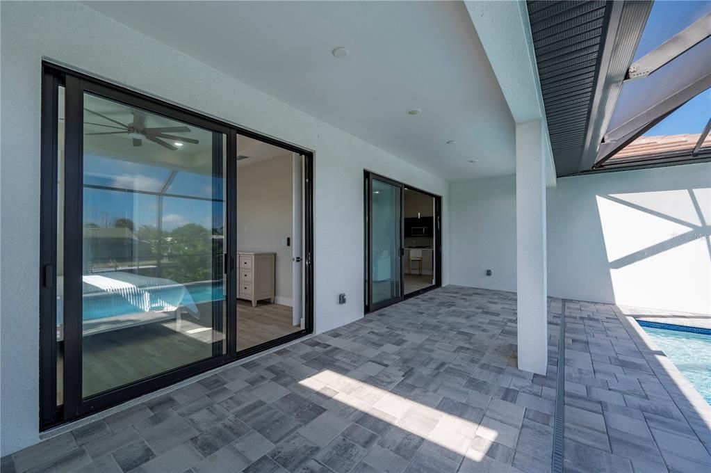 待售: $1,149,000 (4 贝兹, 3 浴室, 2228 平方英尺)