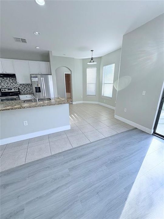 For Rent: $3,000 (5 beds, 3 baths, 2722 Square Feet)