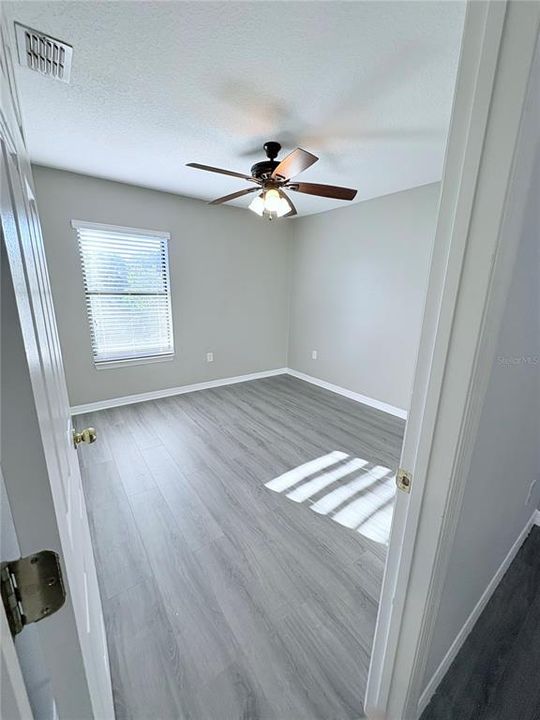 For Rent: $3,000 (5 beds, 3 baths, 2722 Square Feet)