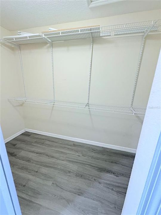 For Rent: $3,000 (5 beds, 3 baths, 2722 Square Feet)