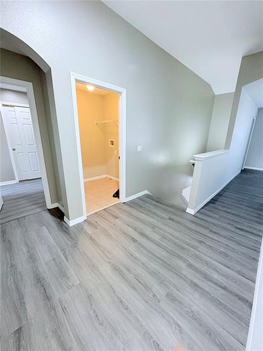 For Rent: $3,000 (5 beds, 3 baths, 2722 Square Feet)