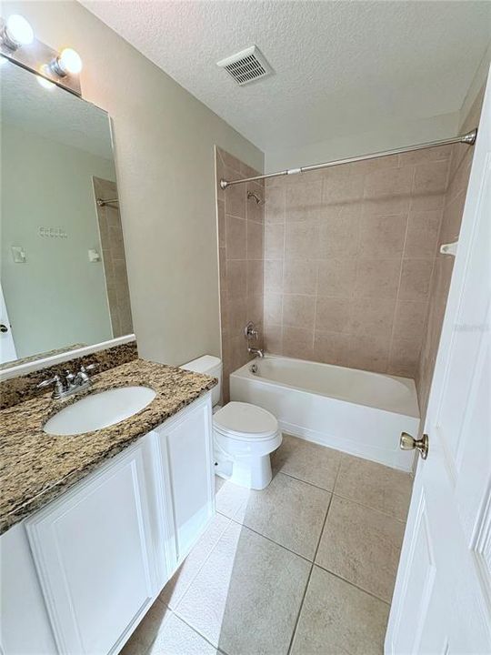 For Rent: $3,000 (5 beds, 3 baths, 2722 Square Feet)