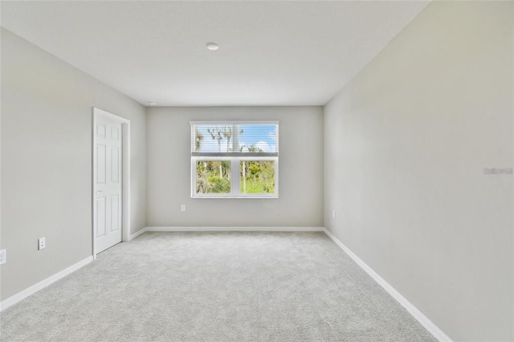 For Rent: $2,150 (3 beds, 2 baths, 1575 Square Feet)