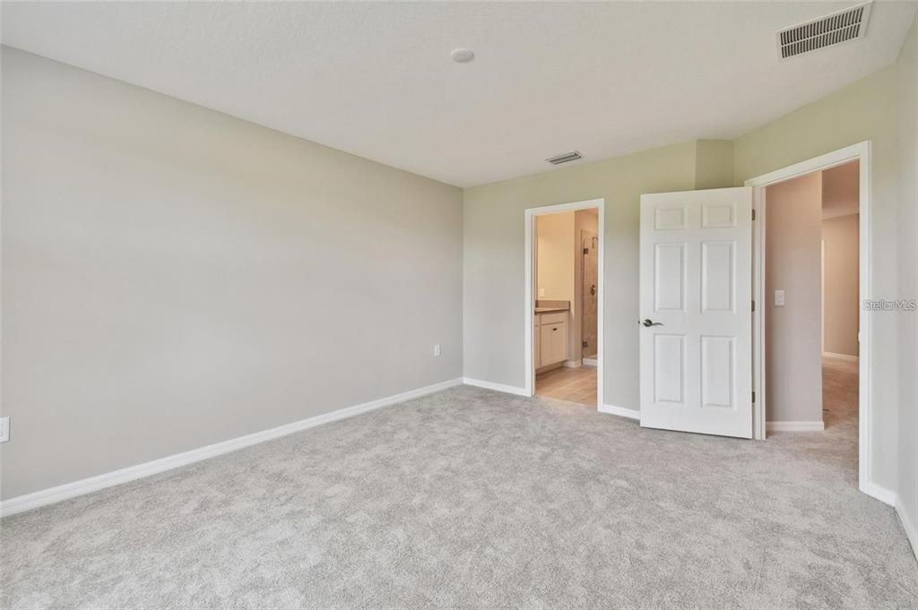 For Rent: $2,150 (3 beds, 2 baths, 1575 Square Feet)