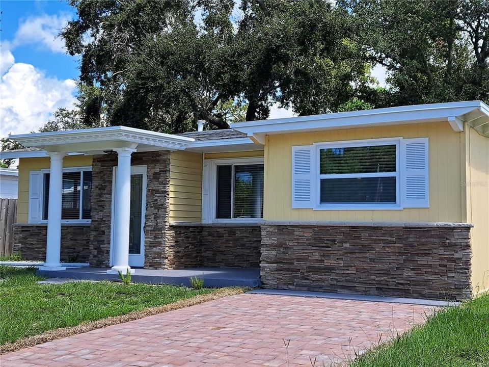 待售: $449,960 (2 贝兹, 2 浴室, 1140 平方英尺)