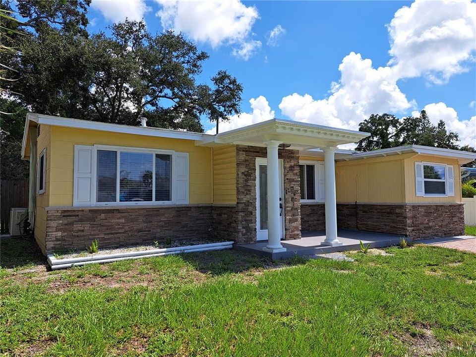 待售: $449,960 (2 贝兹, 2 浴室, 1140 平方英尺)