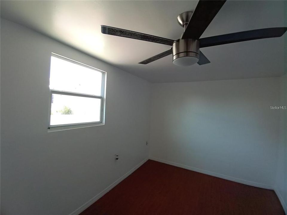 待售: $449,960 (2 贝兹, 2 浴室, 1140 平方英尺)