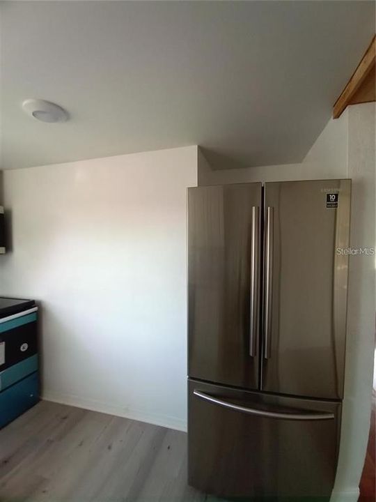 待售: $449,960 (2 贝兹, 2 浴室, 1140 平方英尺)