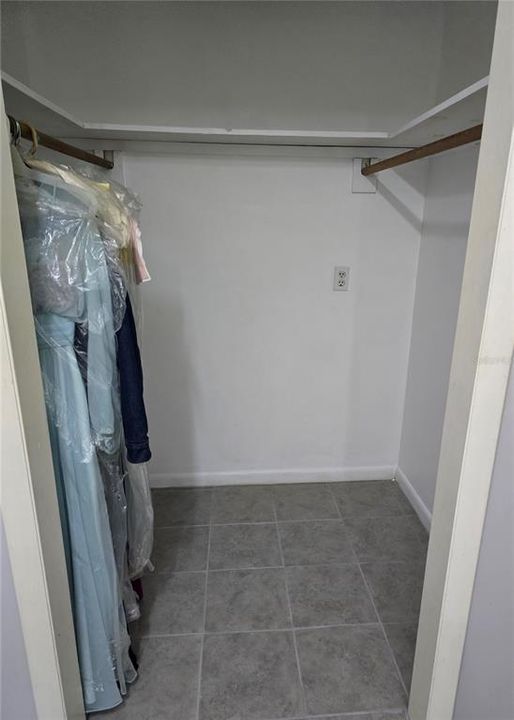 For Sale: $399,900 (4 beds, 3 baths, 1720 Square Feet)