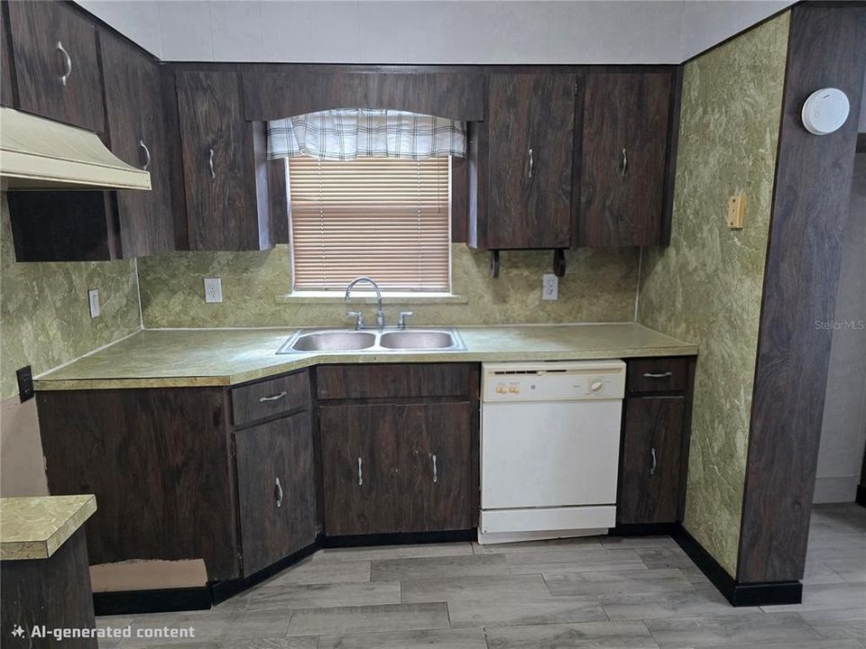 For Sale: $399,900 (4 beds, 3 baths, 1720 Square Feet)