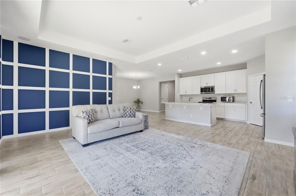 For Sale: $449,900 (4 beds, 2 baths, 2301 Square Feet)